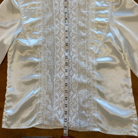 Vintage Satin and Lace Prairie-Style Cream Blouse - Picture 3 of 6